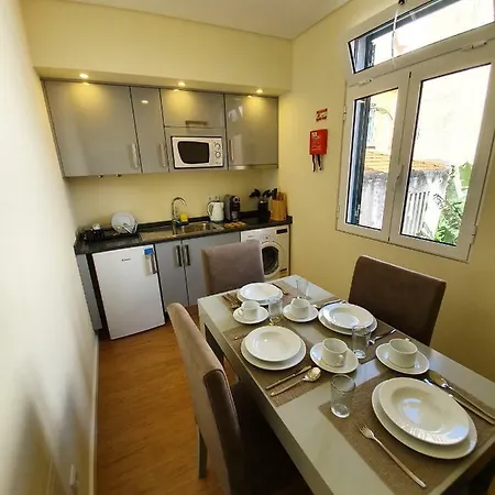 Agnelo Comfort - H V Funchal (Madeira)