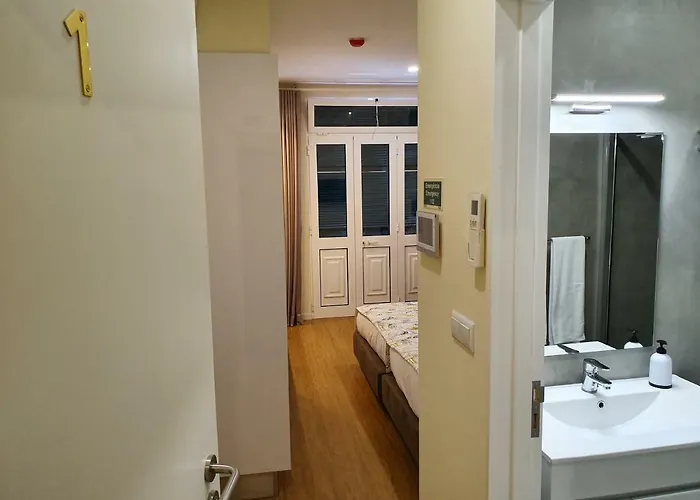 Agnelo Comfort - H V ゲストハウス 3*