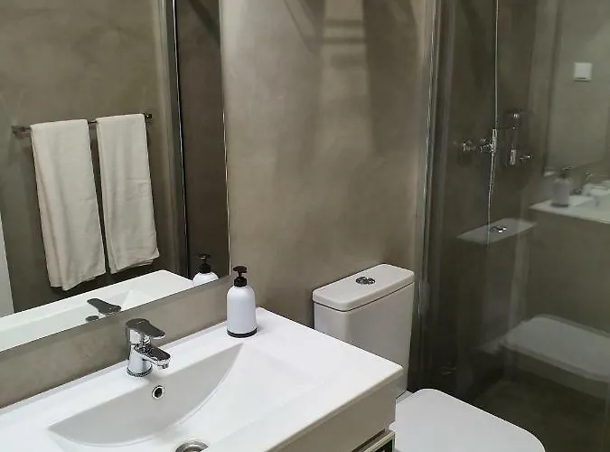 Πανσιόν Agnelo Comfort - H V Φουνκάλ