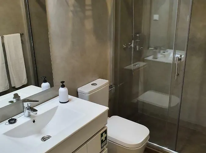 Agnelo Comfort - H V ゲストハウス