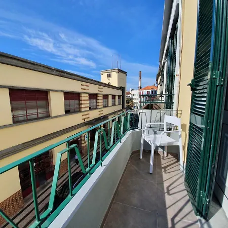 Agnelo Comfort - H V 3* Funchal (Madeira)